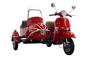 Brand New Gorgeous Genuine Scooter candy red with Sidecar Great New suspension