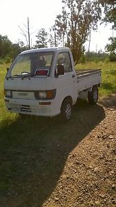 1994 Daihatsu Hi-Jet Mini-Truck