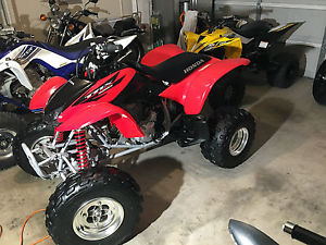 2006 Honda TRX 400EX Excellent Condition! Less Than 25Hrs Of Use. Clean Title