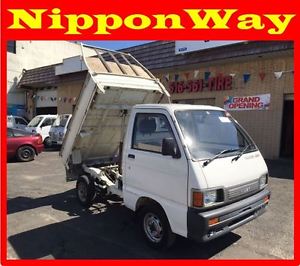 Japanese Mini Truck 1990 Daihatsu Hijet 4x4 Dump with Super Diff at No Reserve