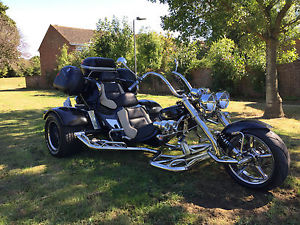 2015 BOOM LOW RIDER MUSCLE TRIKE WITH ONLY 4000 MILES FROM NEW