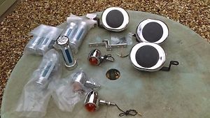 Trike grips/footrests.water resistant speakers.and chrome indicators