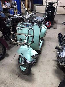 1965 VESPA MOTOR SCOOTER 150cc Piaggio Scooter Mods Rockers 3-speed manual trans