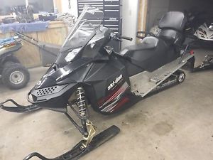 2010 SKI-DOO GRAND TOURING 550 NO RESERVE !!!