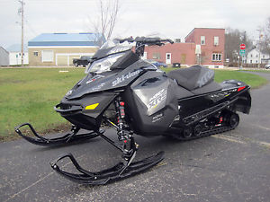 2016 Ski-Doo XRS