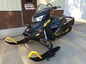 2014 Ski-Doo Renegade BackCountry 800R E-Tec