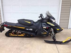 2014 Ski-Doo Renegade Adrenaline