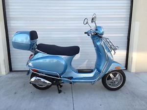 Vespa LX50 Only 29 Miles Garage Kept Like New Just Serviced Showroom Condition!!