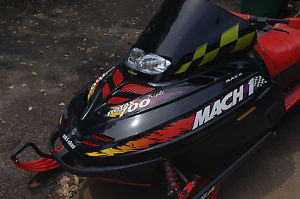 Ski Doo snowmobile mach 1 1998