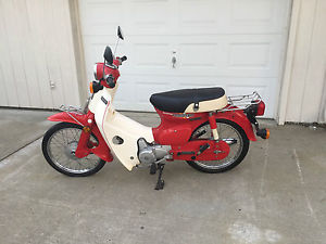 1982 Honda Passport C70 Red White Scooter Low Mileage Great Condition