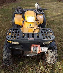 2003 Polaris Sportsman 400 4X4 Low Hours, One Owner,  Snow Plow+Winch Included