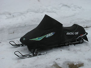 CLASSIC SHOWROOM 1996 ATCTIC CAT JAG SNOWMOBILE