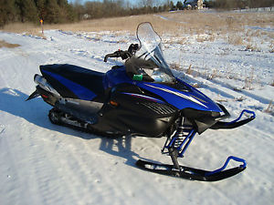 YAMAHA APEX 1400 ORIGINAL MILES LOCATED NEAR MILWAUKEE WISCONSIN