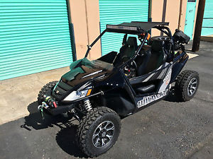 Artic Cat 1000 V Twin Ho Wild Cat Side by Side Prefect shape with lots of extras