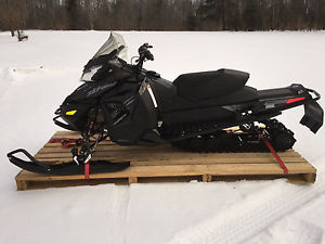 SKI-DOO MZX X 2016 NEW  NEVER RIDDEN!!  SKIDOO SKI DOO