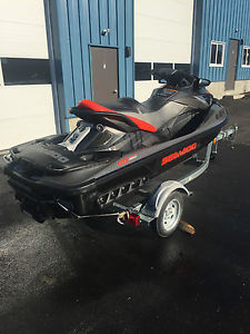 2014 SEADOO GTX LIMITED IS 260 ONLY 14 HOURS BRAND NEW TRAILER WARRANTY 4-17