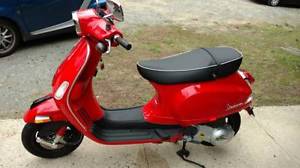 2014 VESPA SCOOTER *Perfect condition* 445miles