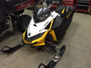 2011 Ski Doo XRS 800 ETEC ONLY 1882 miles SkiDoo