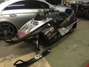 Ski doo gsx 600 snowmobile
