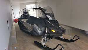2011 Ski-Doo SM Summit EVT