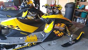 2004 Ski-Doo Renegade 600 HO