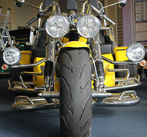 Boom Trike new Mustang ST4 Family 1.6lt automatic in yellow