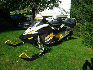 2009 Ski-Doo MXZX 800
