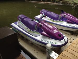 2 Yamaha Wave Venture 760 PWCs