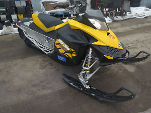 2009 Ski-Doo MXZ