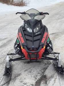 2012 Polaris Rush Pro R 800 3025 miles RED great condition