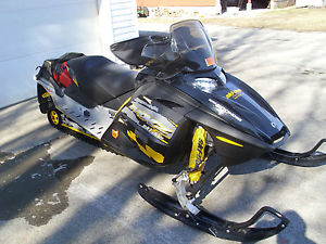 2006 Ski Doo MXZ Renegade 600