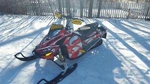 2011 Ski-Doo MXZ TNT 800R Power T.E.K