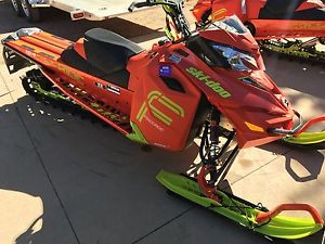 2 Skidoo Summit's 800 Freeride spring order edition!! 154 track Excellent!!!