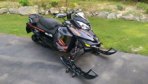 Ski Doo MXZ X 800r