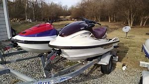 2000 Yamaha WaveRunner 800 XL & 1997 Waveventure 1100 Group K motor Load Rite