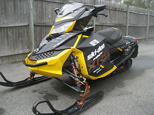 2013 SKIDOO MXZ XRS 800 E-TEC