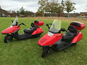 1998 Honda Helix His-and-Hers scooters matched pair! 70+MPH Very Nice NO RESERVE