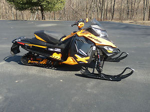 2014 Ski-doo MXZ X-Package 800 Snowmobile