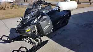 2014 Ski-Doo Summit SP 154