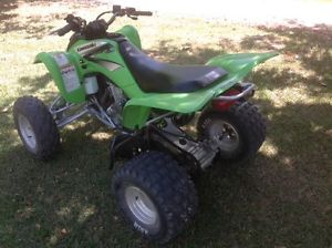 Kawasaki KLF400 Quad bike very good condition Tyres excellent 2003 model