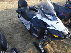 2014 Ski Doo Grand Touring  ** No Reserve **