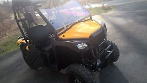 Honda Pioneer 500 - 2 and 4 wheel drive  2015 VERY VERY LOW LOW MILES EXCELLENT