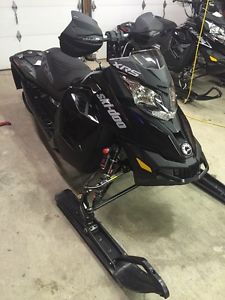 2016 Skidoo XRS Renegade 800R Etec 137
