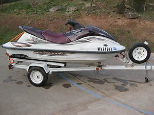 2000 Yamaha Wave Runner XL 800 ** 3 Person Wave Runner **