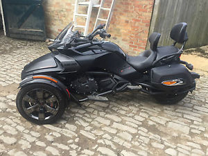 Can-Am Spyder F3-S Black Special Edition 2015 CAN AM (SEMI AUTO)