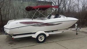 2000 YAMAHA LS 2000 JET BOAT ONE NEWER MOTOR VERY CLEAN CONDITION BOAT