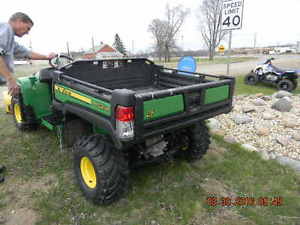 2010 John Deere Gator TX 4x2