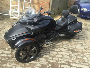 Can-Am Spyder F3-S Black Special Edition 2015 CAN AM (SEMI AUTO)