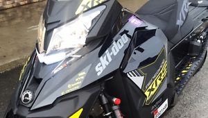 2016 SKI-DOO RENEGADE XRS 800 E-TEC E.S. w/ Adj. pkg, Ice Ripper XT