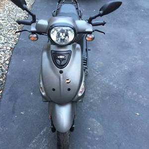 2014 GENUINE BUDDY RIOT 125 SCOOTER